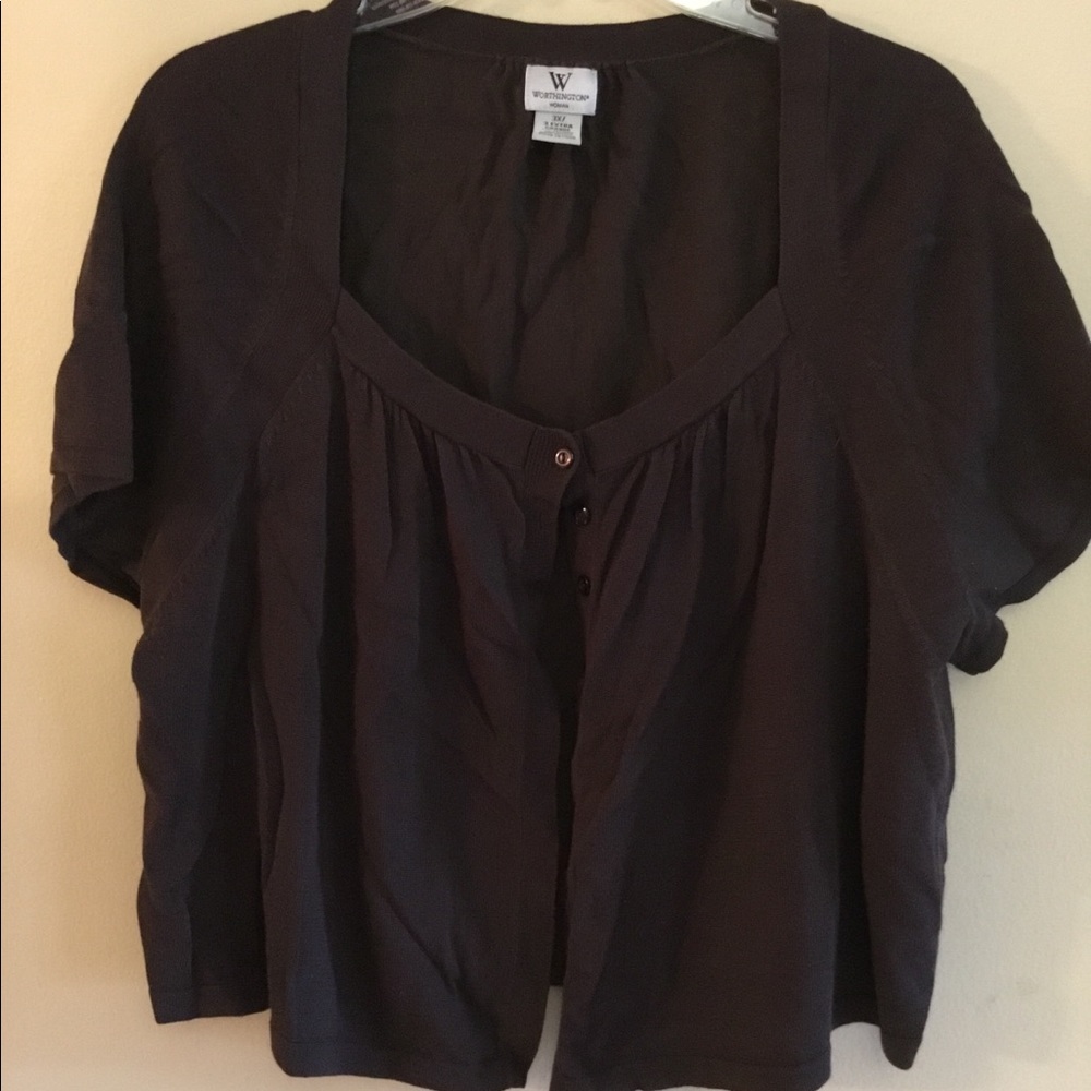 Short sleeve brown shrug.